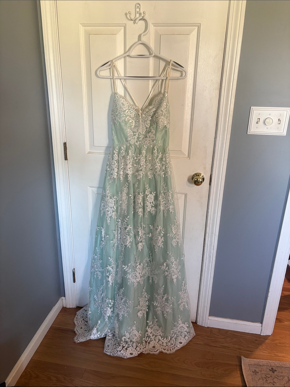 Gianni Bini Mint and White Lace V-Neck Prom Gown
